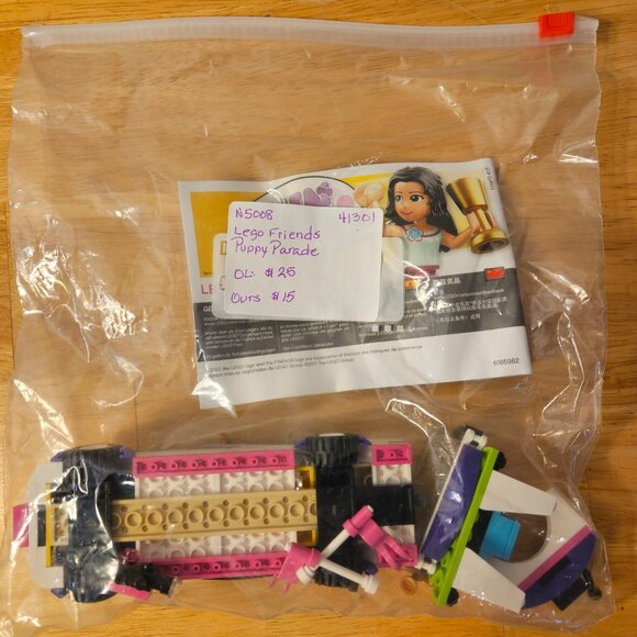 Lego Friends #41301 Lego Friends Puppy Parade. --- ITEM #1886 - Picture 2 of 2